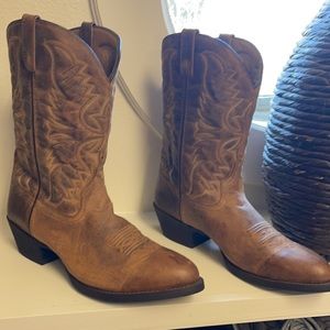 Never worn Size 12D Men’s Laredo cowboy boots